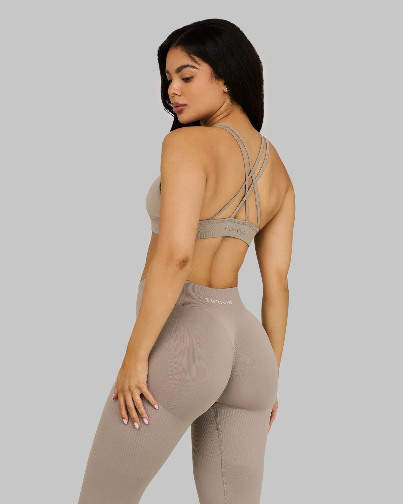 Elevate™ V-Neck Sculpt Seamless Bra | Latte - Image 4